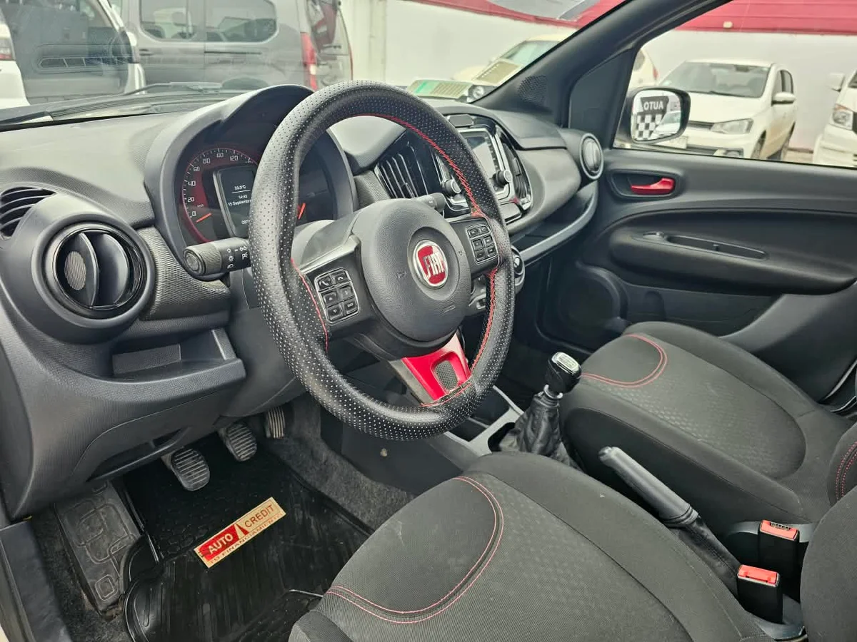 Fiat Uno Sporting 1.4 Hb — foto 7 de 10
