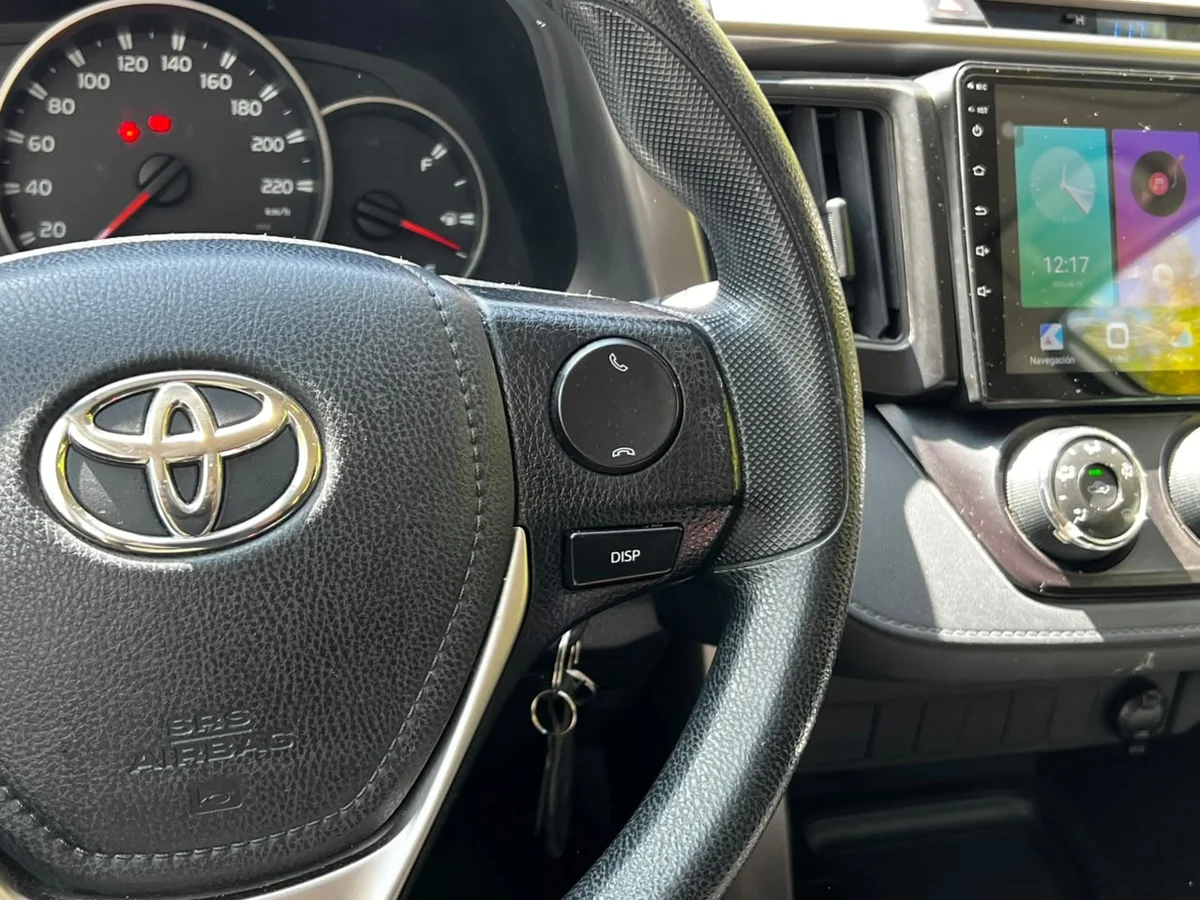 Toyota Rav4 2.0L lujo mt6 4x2 año 2018 pérdida asimilada - Miniatura 9