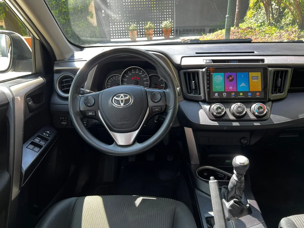Toyota Rav4 2.0L lujo mt6 4x2 año 2018 pérdida asimilada - Miniatura 11