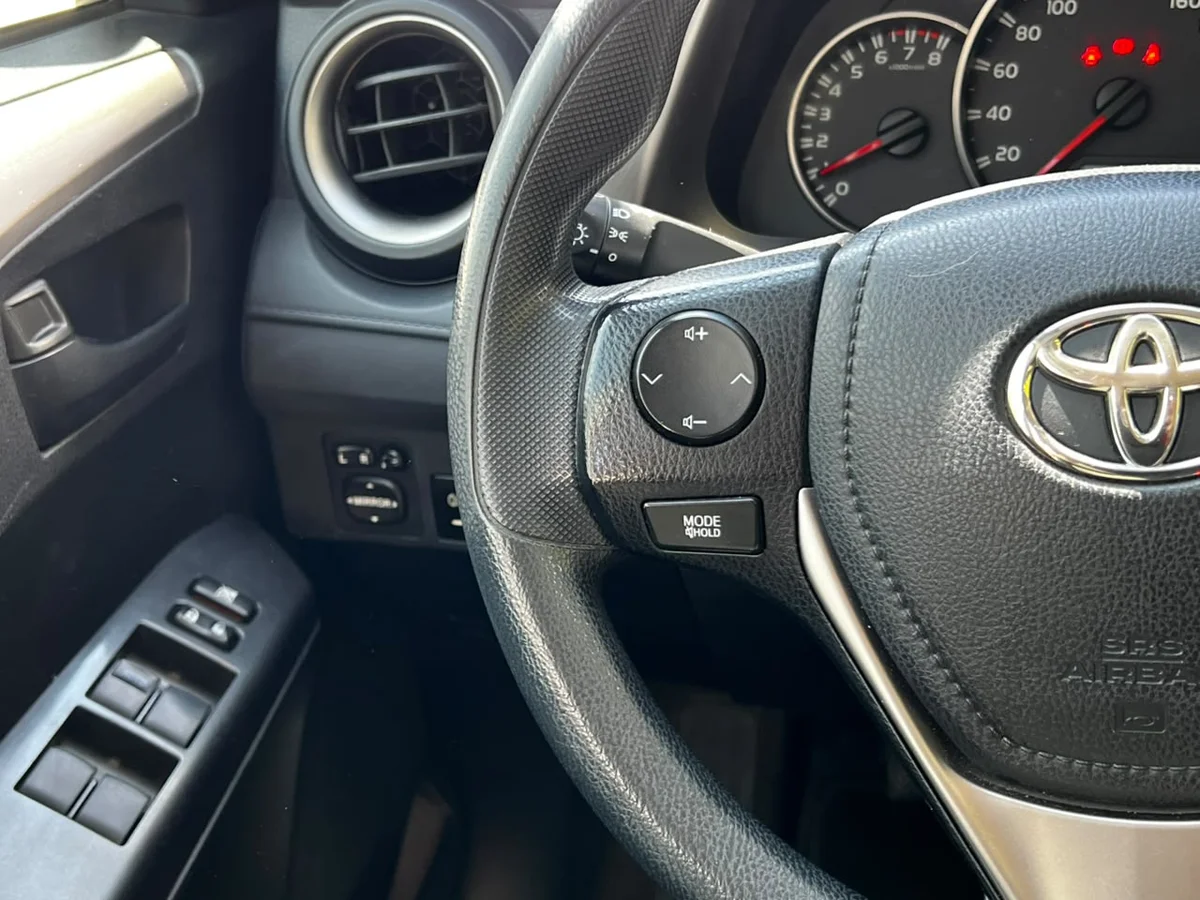 Toyota Rav4 2.0L lujo mt6 4x2 año 2018 pérdida asimilada - Miniatura 12