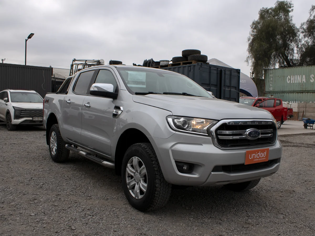 FORD Ranger XLT 4X4 AT