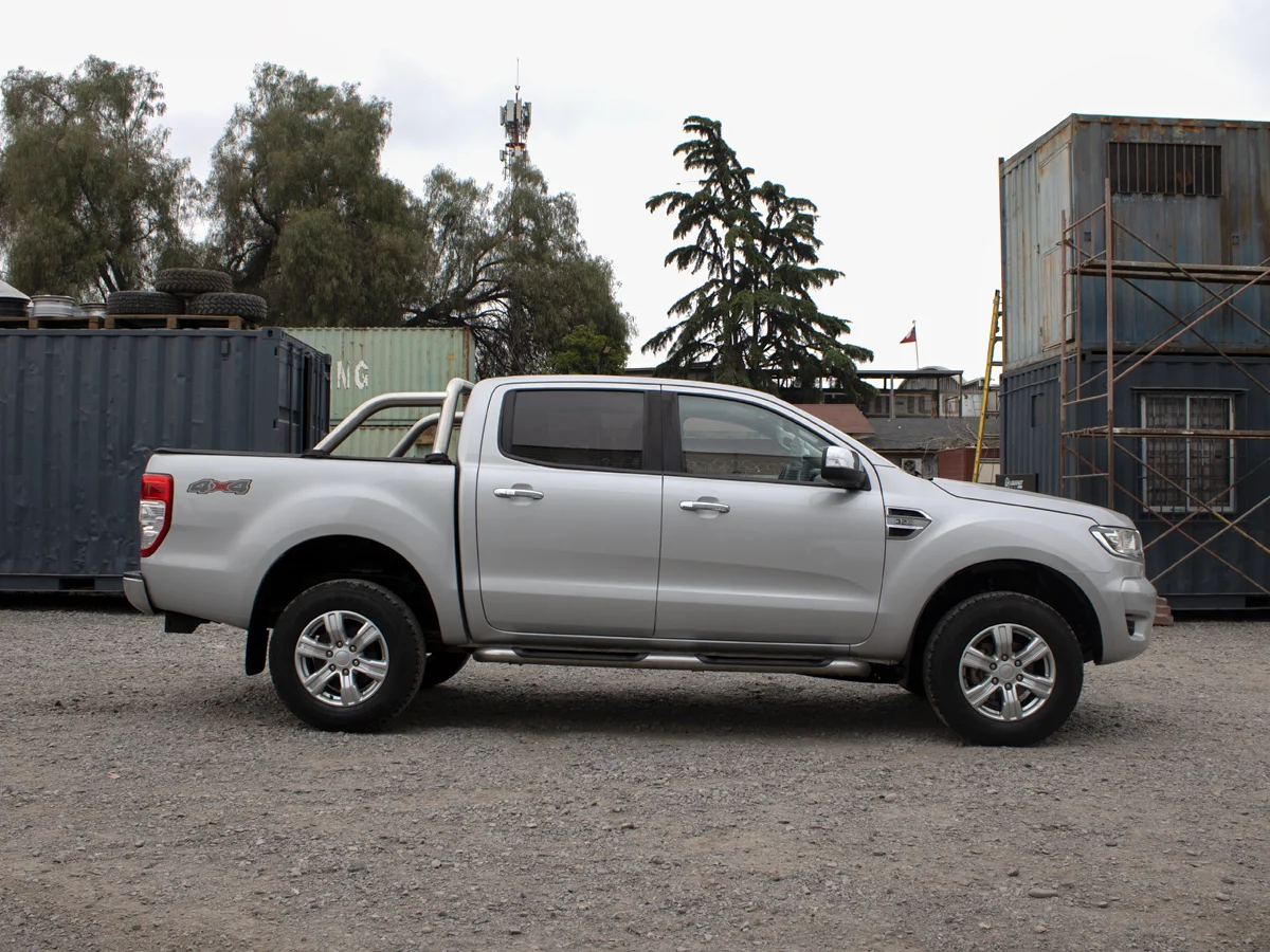 FORD Ranger XLT 4X4 AT