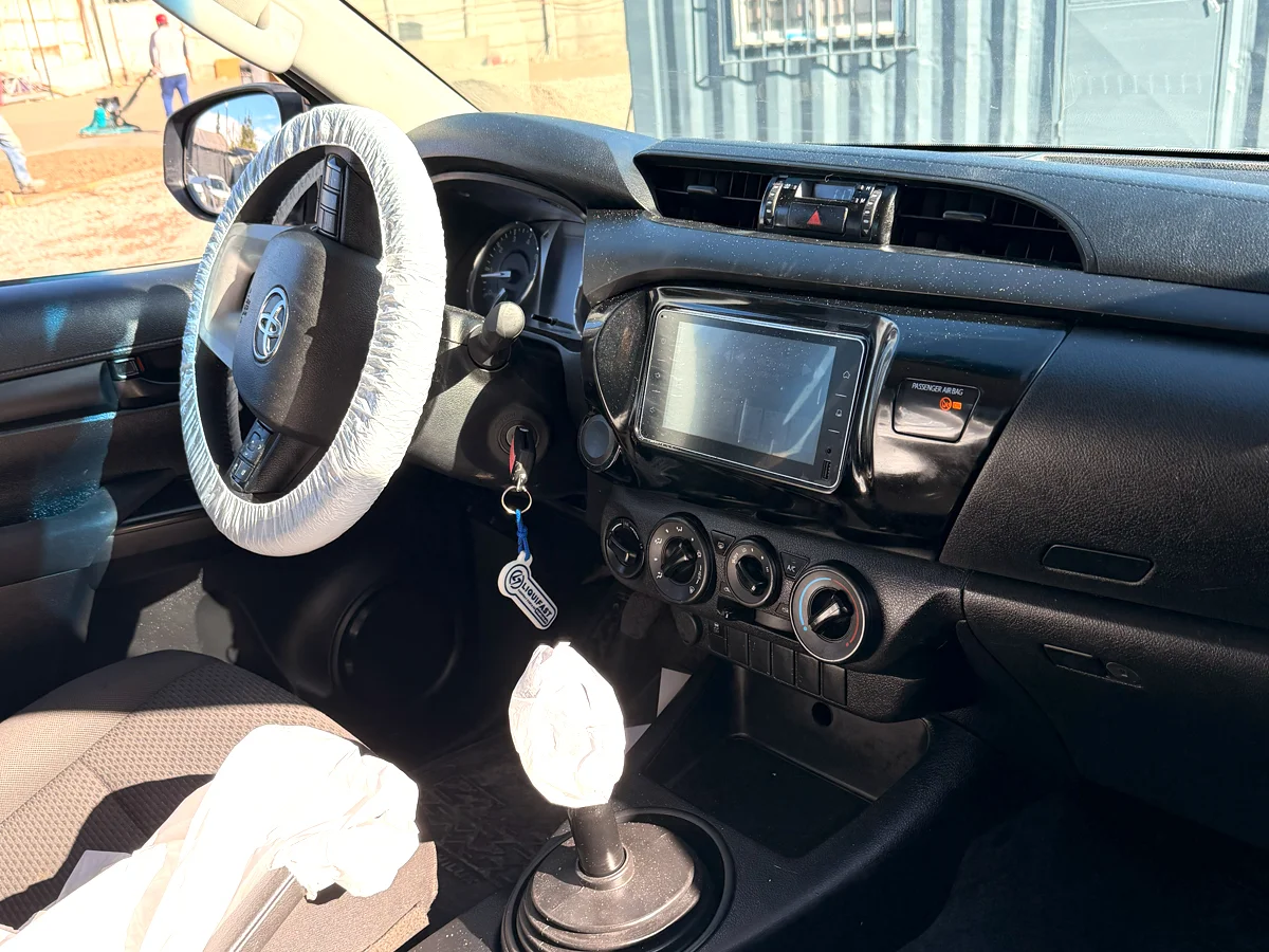 TOYOTA Hilux 4X4