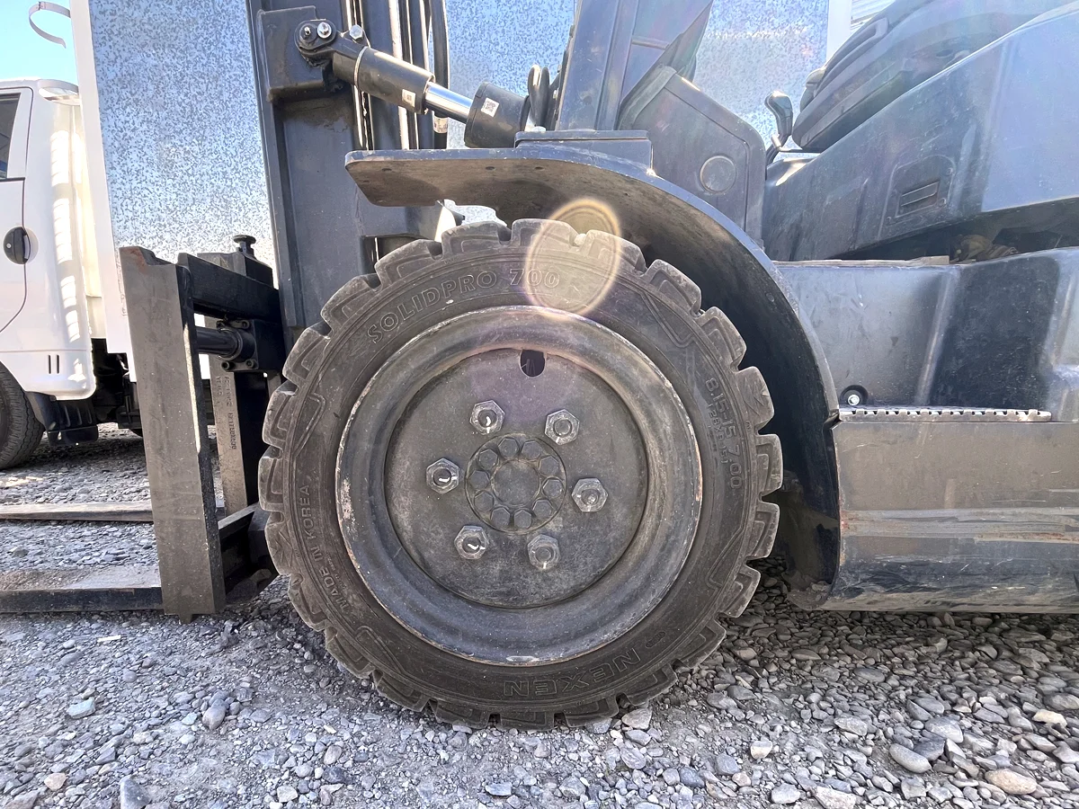 DOOSAN G30N-7 GRUA