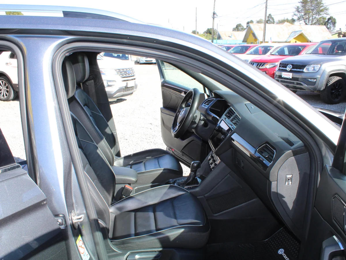 Volkswagen Tiguan 2.0 Tsi 4Motion — foto 6 de 13