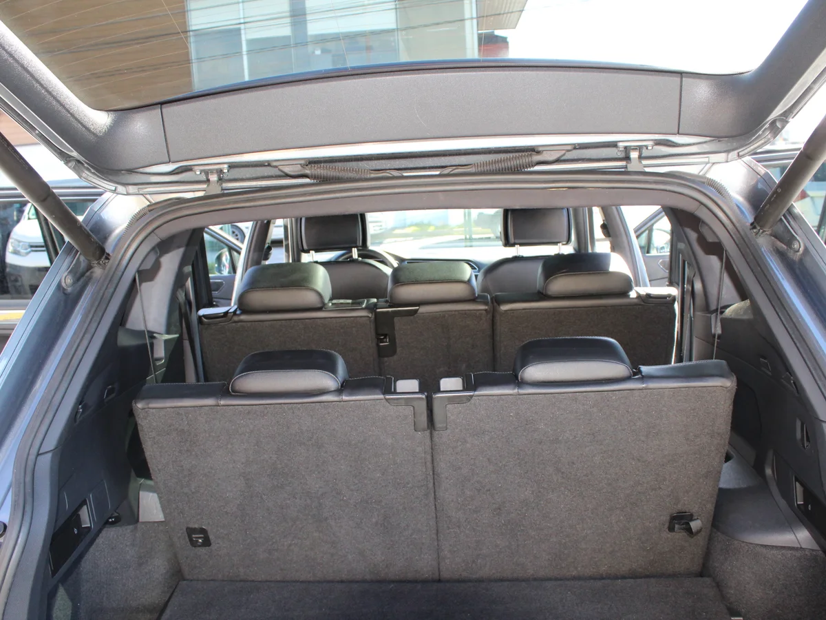 Volkswagen Tiguan 2.0 Tsi 4Motion — foto 9 de 13