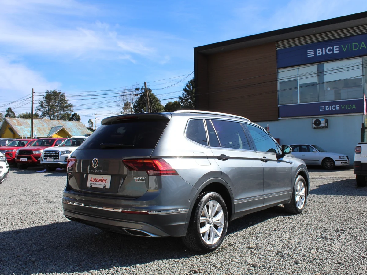 Volkswagen Tiguan 2.0 Tsi 4Motion — foto 10 de 13
