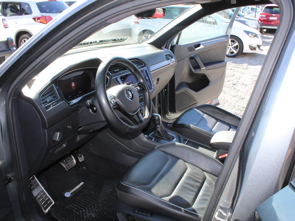 Volkswagen Tiguan 2.0 Tsi 4Motion — foto 12 de 13