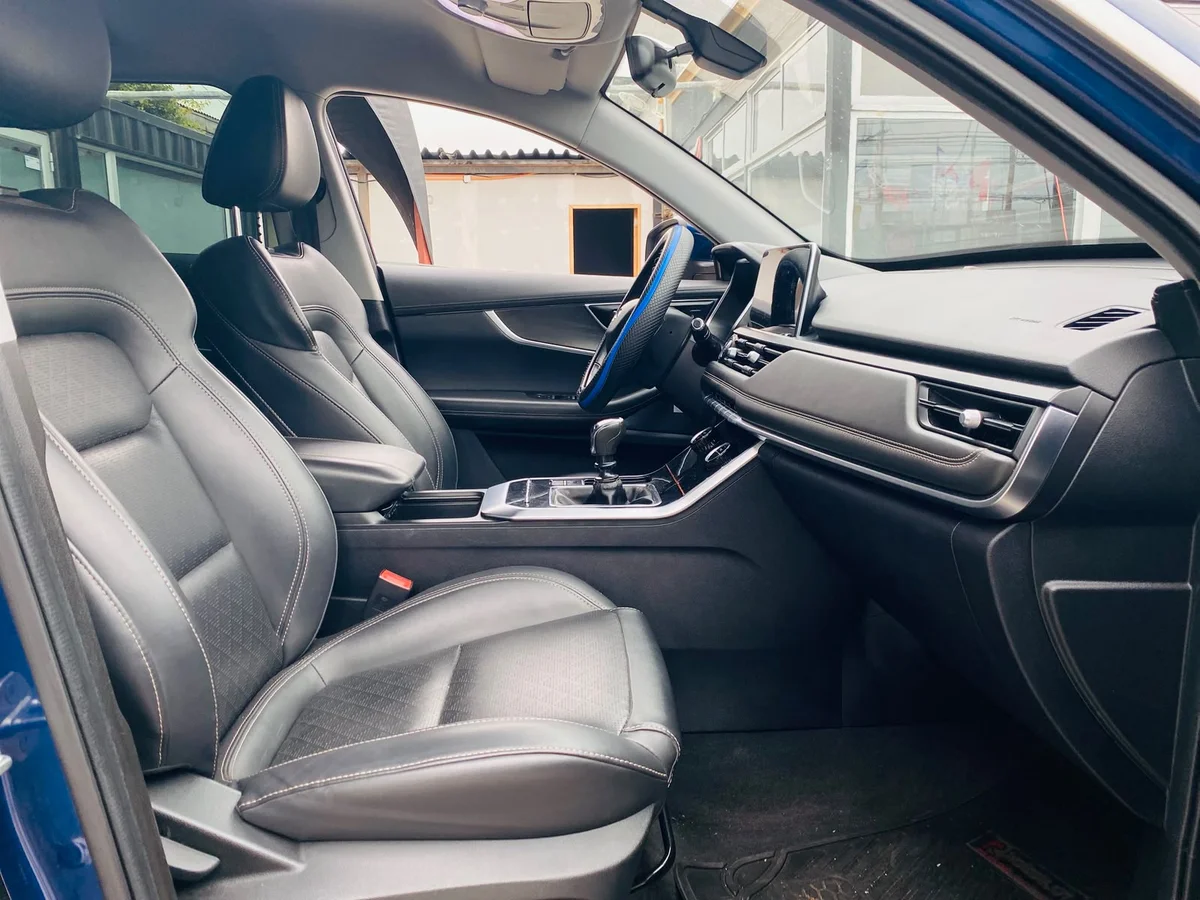 Chery Tiggo 8 — foto 8 de 12