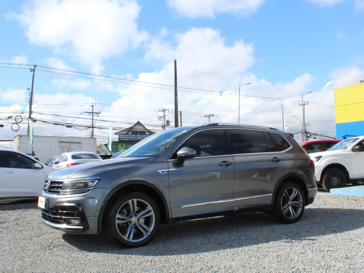 Volkswagen Tiguan R Line