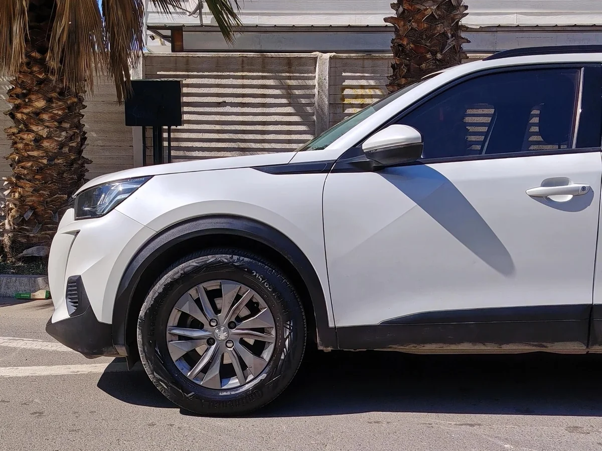 PEUGEOT 2008 PURETECH 130 1.2 2021