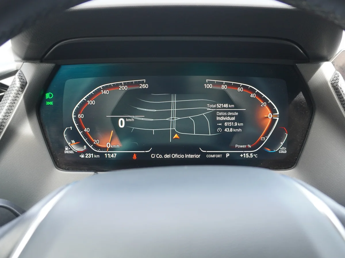 BMW 118 Diesel Sport 2.0 Hatchback Año 2022 miniatura 23