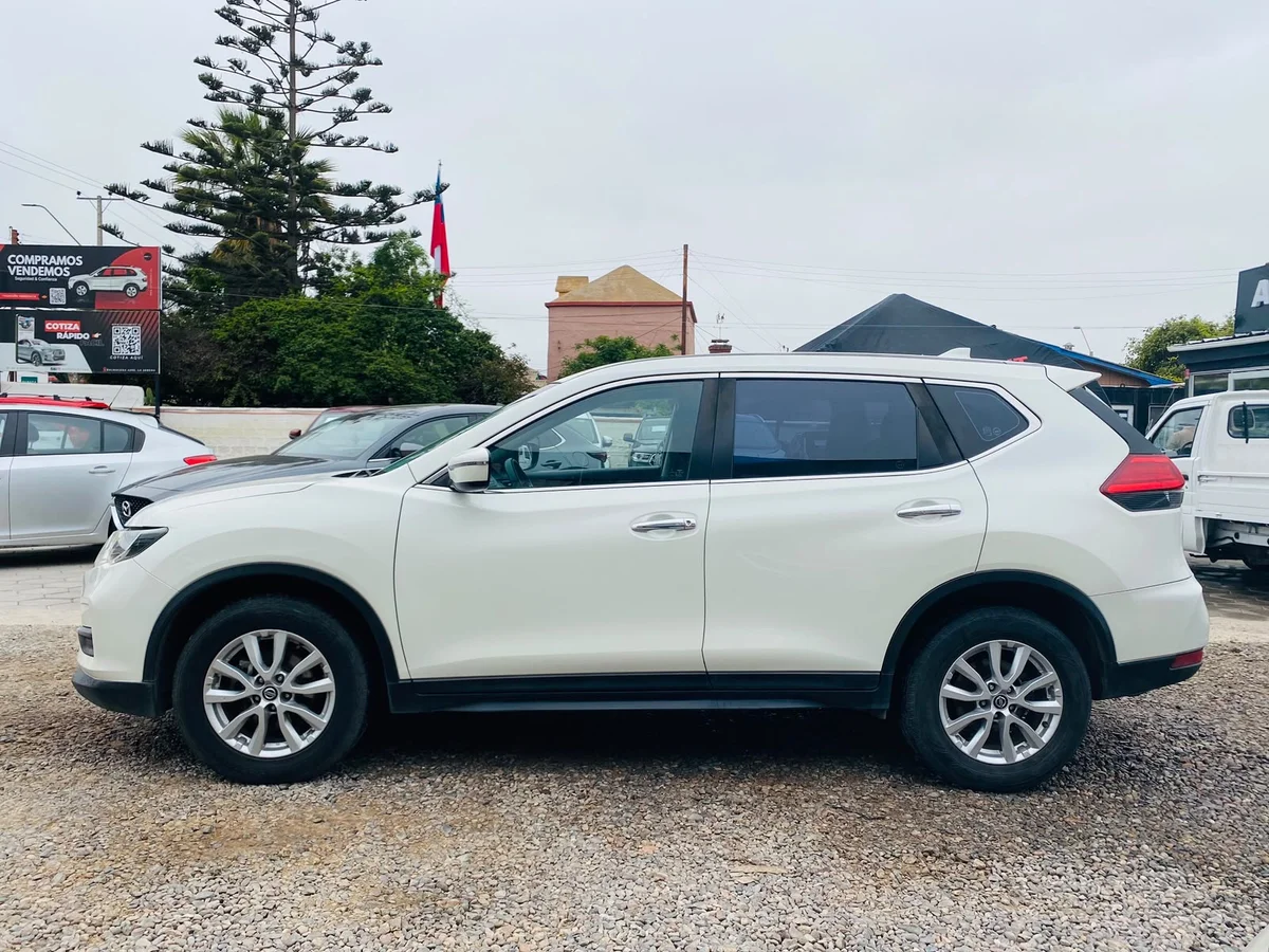 Nissan X-Trail T32 2.5 Cvt Aut — foto 5 de 10