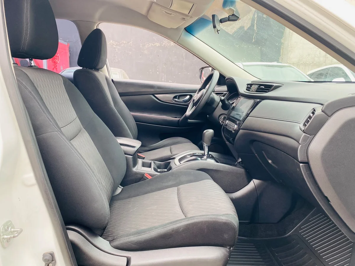 Nissan X-Trail T32 2.5 Cvt Aut — foto 6 de 10