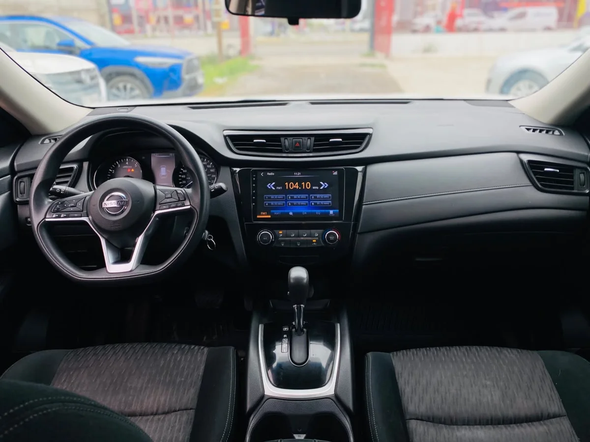 Nissan X-Trail T32 2.5 Cvt Aut — foto 8 de 10