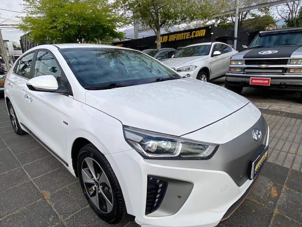 HYUNDAI IONIQ EV GLS 2018 - Miniatura 3