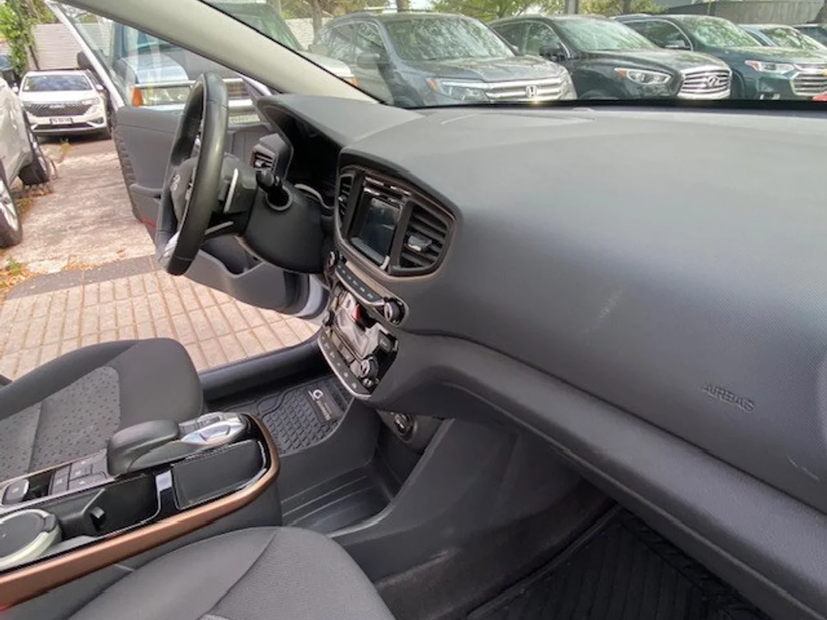 HYUNDAI IONIQ EV GLS 2018 - Miniatura 21