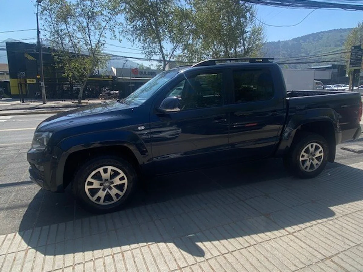 VOLKSWAGEN AMAROK 4x4 2.0 TDI 2020 - Miniatura 4