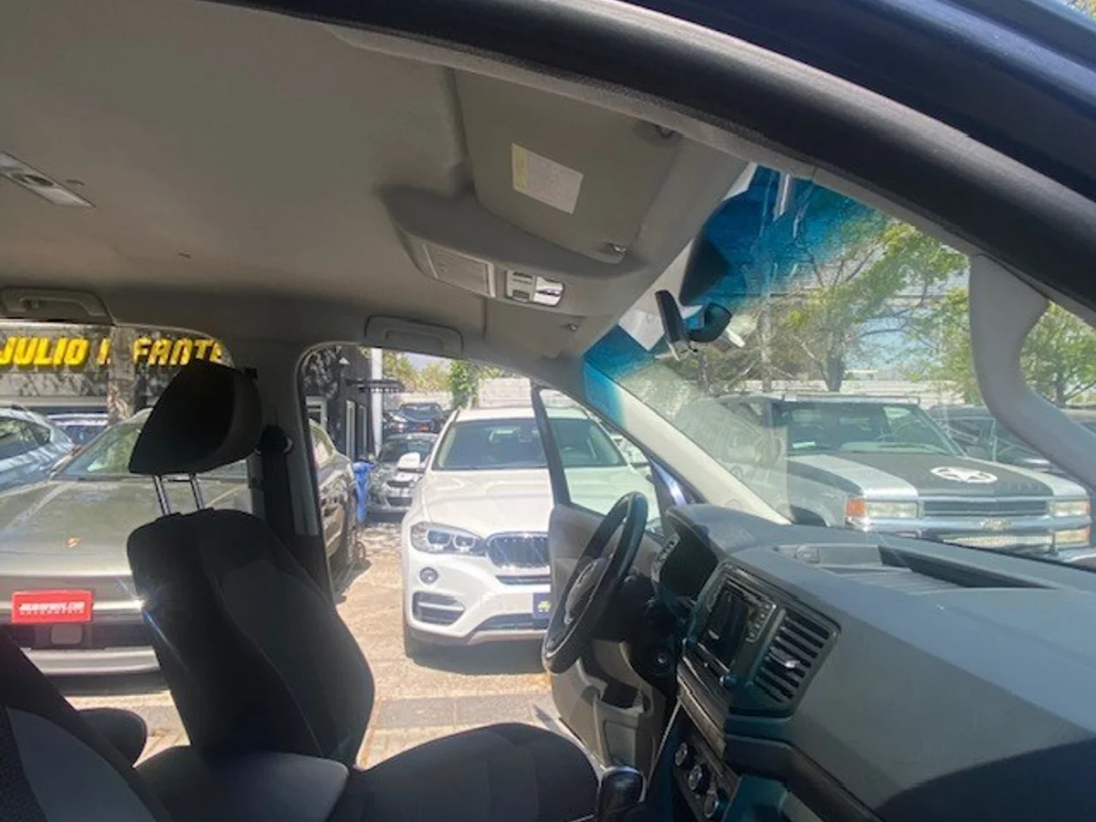 VOLKSWAGEN AMAROK 4x4 2.0 TDI 2020 - Miniatura 21