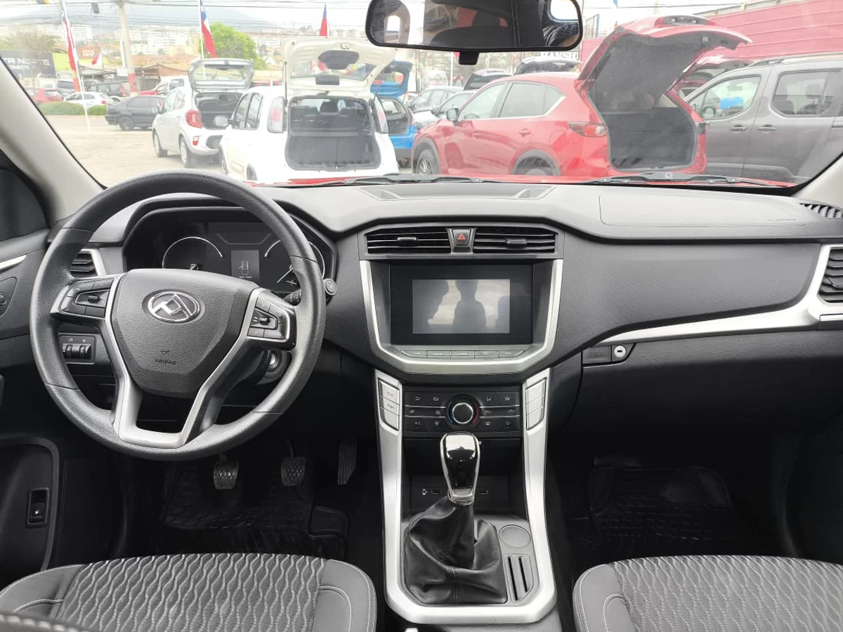 Maxus T60 — foto 8 de 10