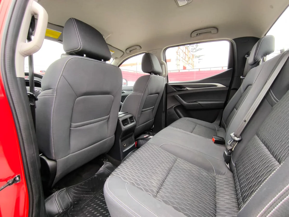 Maxus T60 — foto 9 de 10