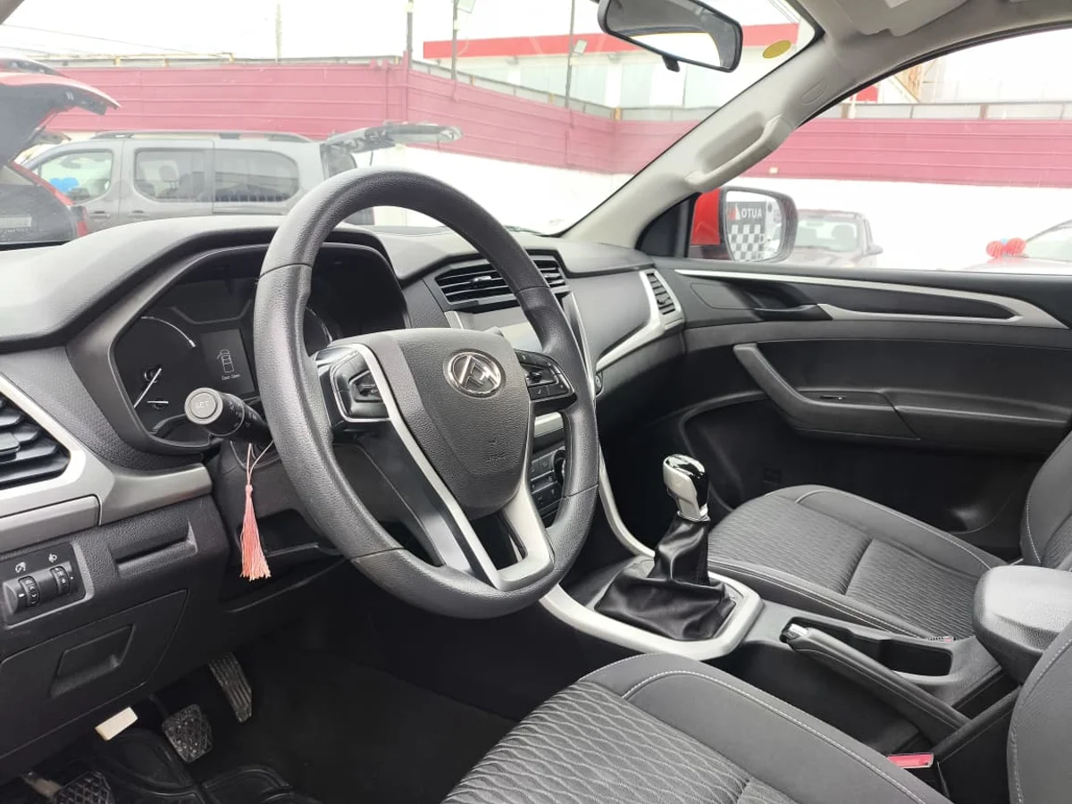 Maxus T60 — foto 10 de 10