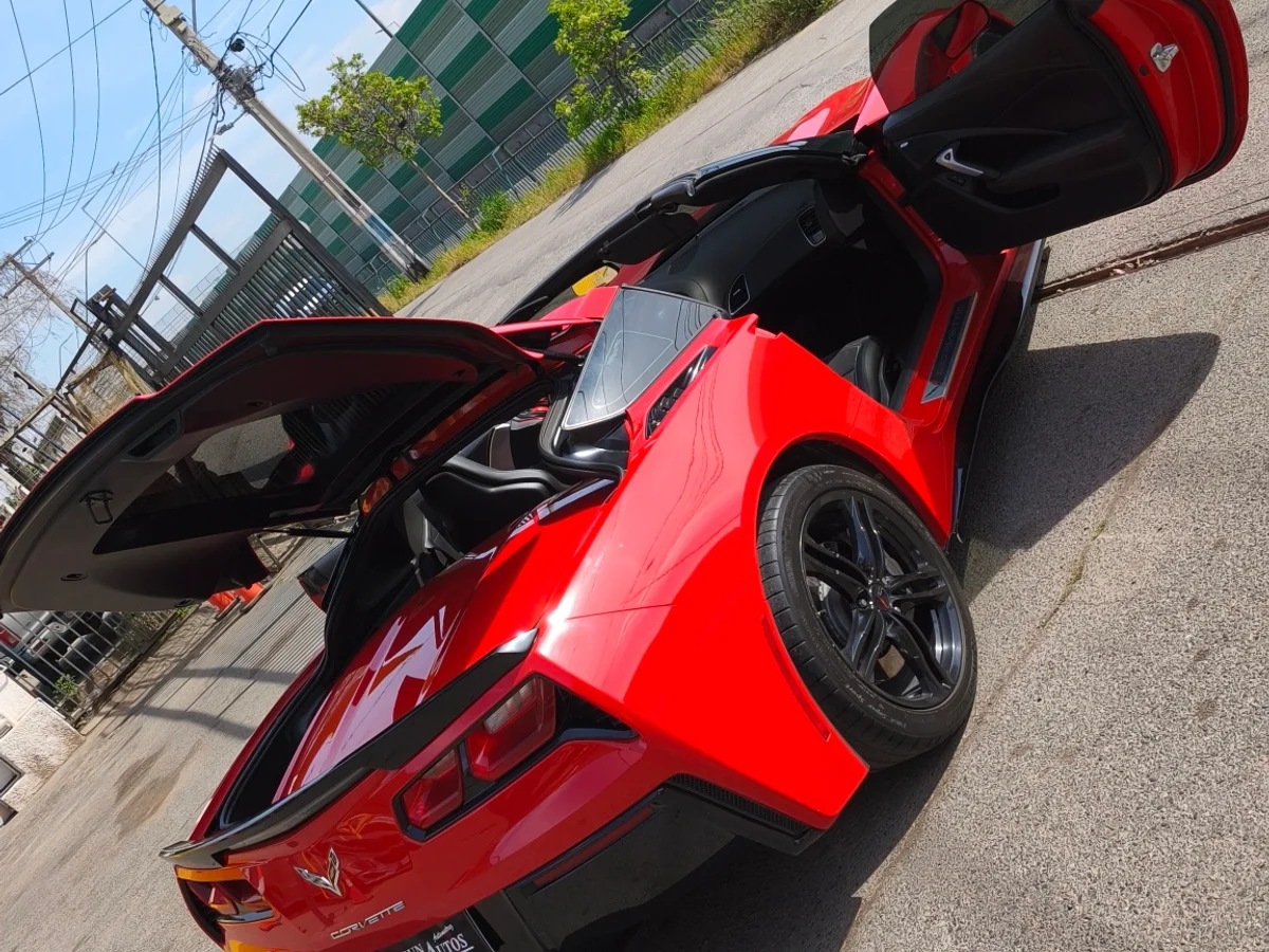 Chevrolet Corvette C7 Stingray — foto 7 de 21