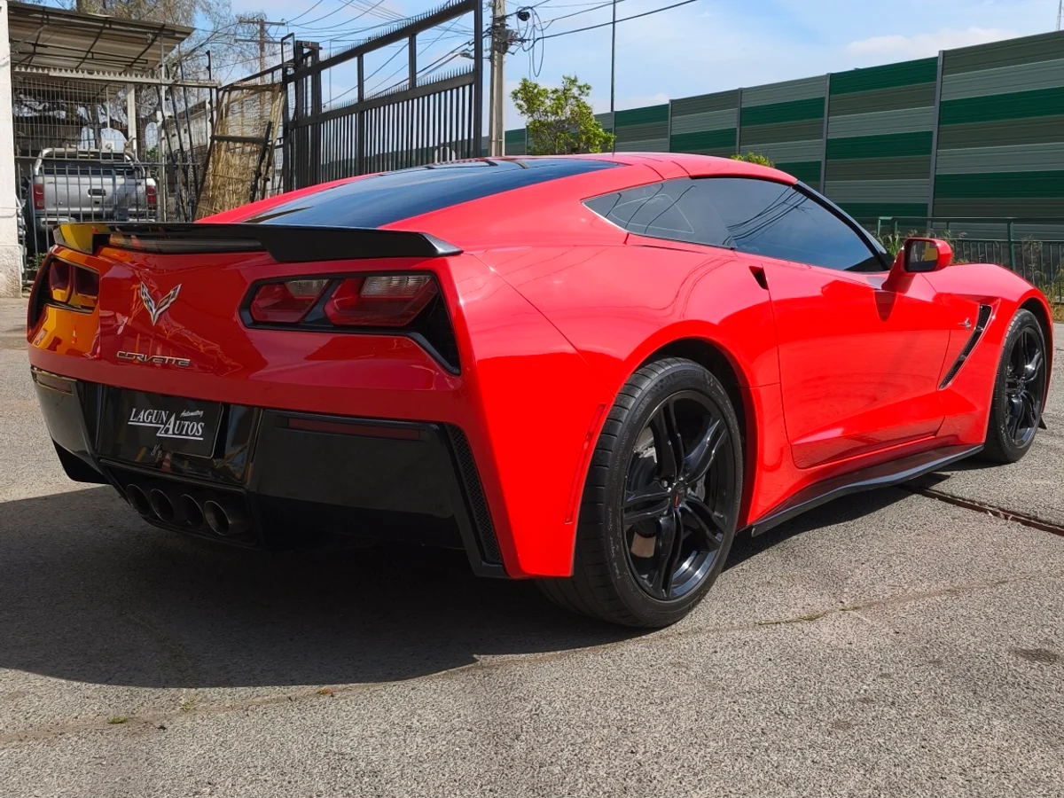 Chevrolet Corvette C7 Stingray — foto 8 de 21