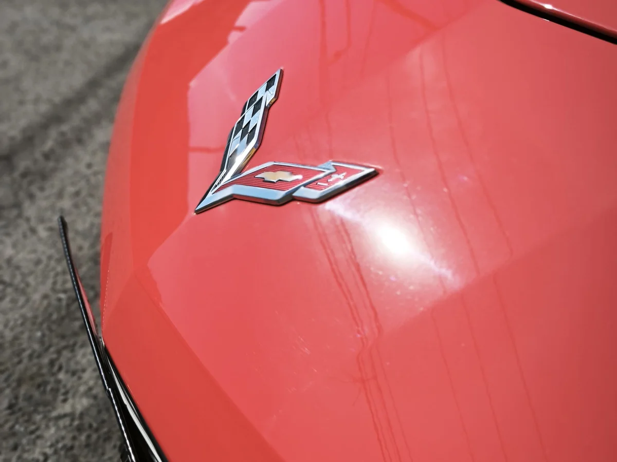 Chevrolet Corvette C7 Stingray — foto 10 de 21