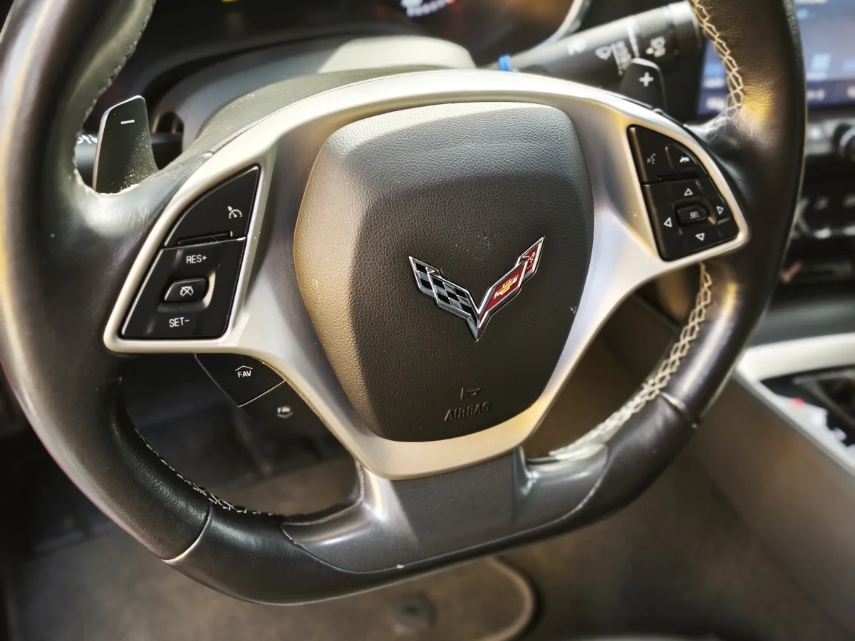 Chevrolet Corvette C7 Stingray — foto 11 de 21