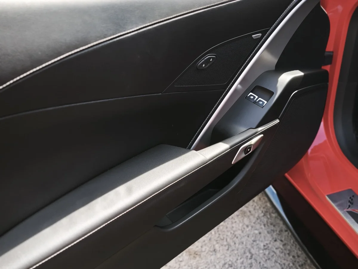 Chevrolet Corvette C7 Stingray — foto 15 de 21