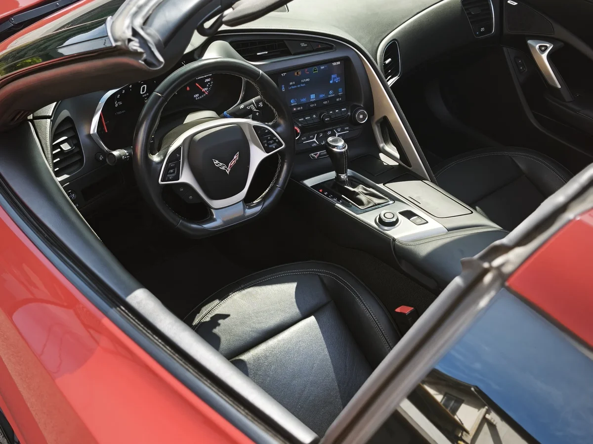Chevrolet Corvette C7 Stingray — foto 16 de 21