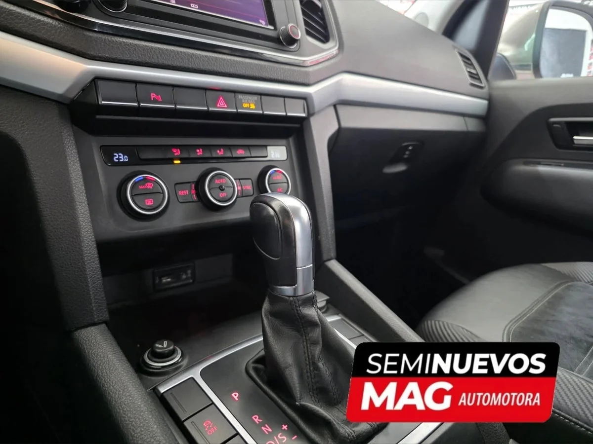 VOLKSWAGEN AMAROK HIGHLINE 2.0 TDI 4X4 AT 2017 - Miniatura 9