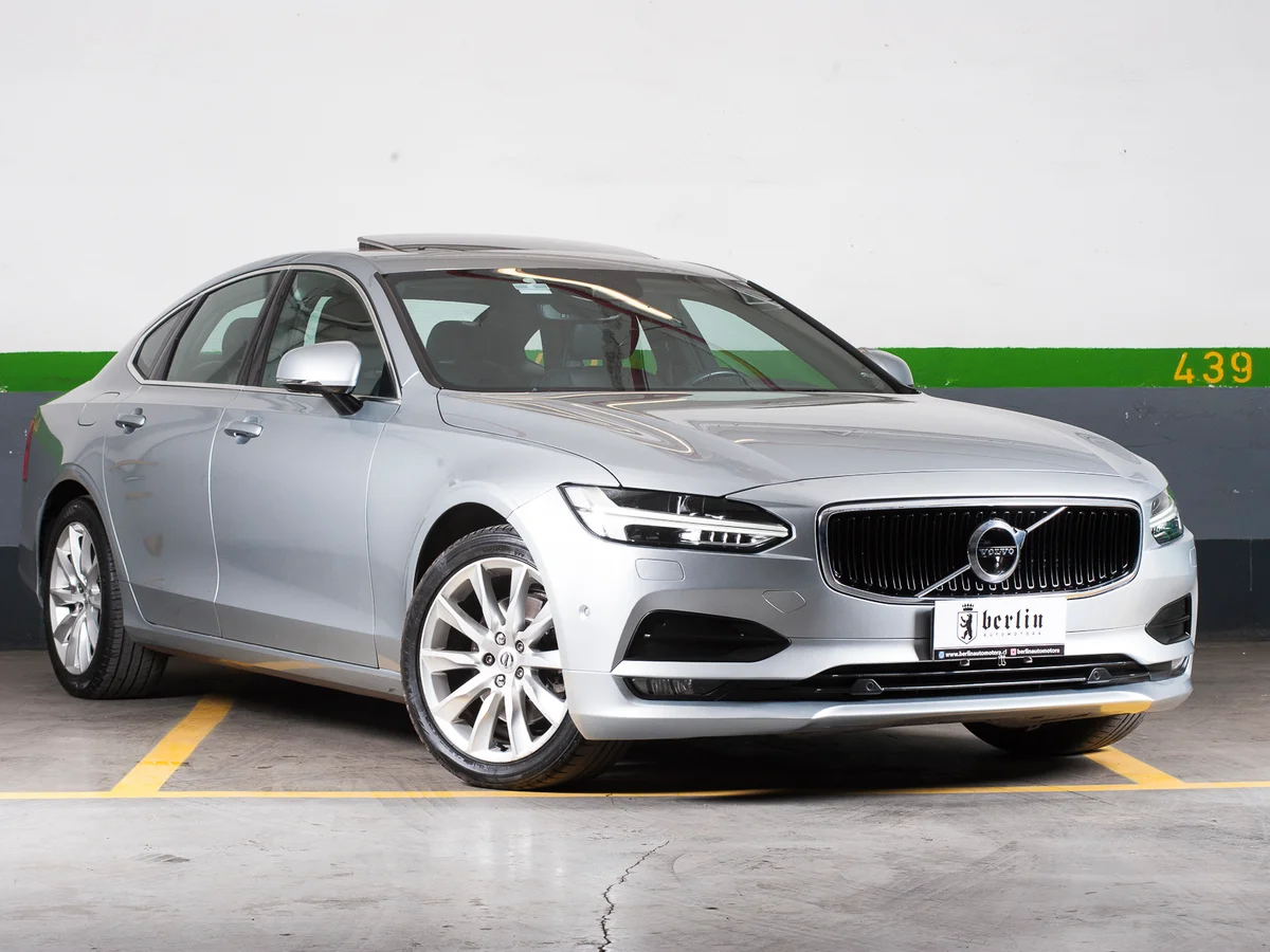 Volvo S90 — foto 6 de 22