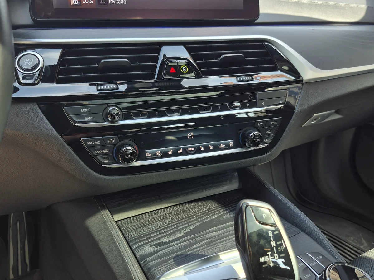 BMW 550 — foto 12 de 14