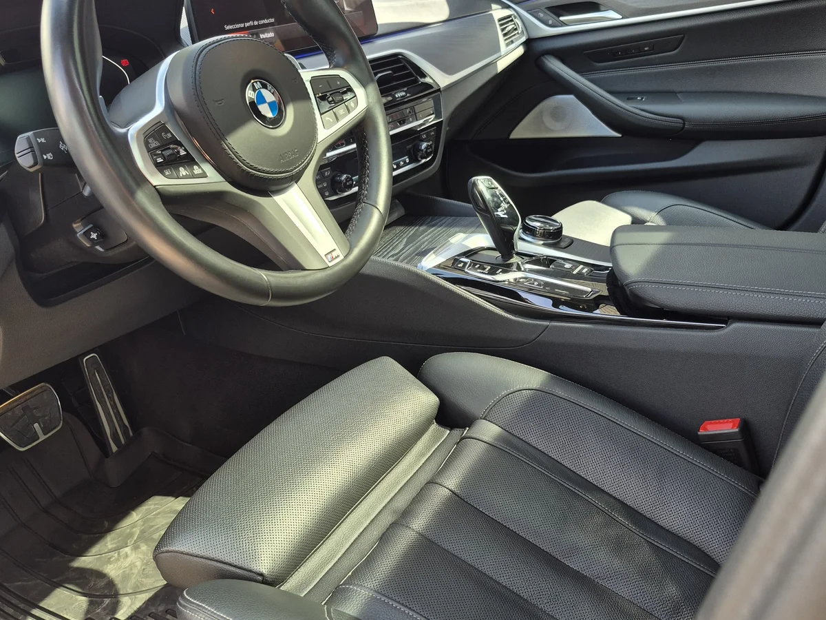 BMW 550 — foto 14 de 14