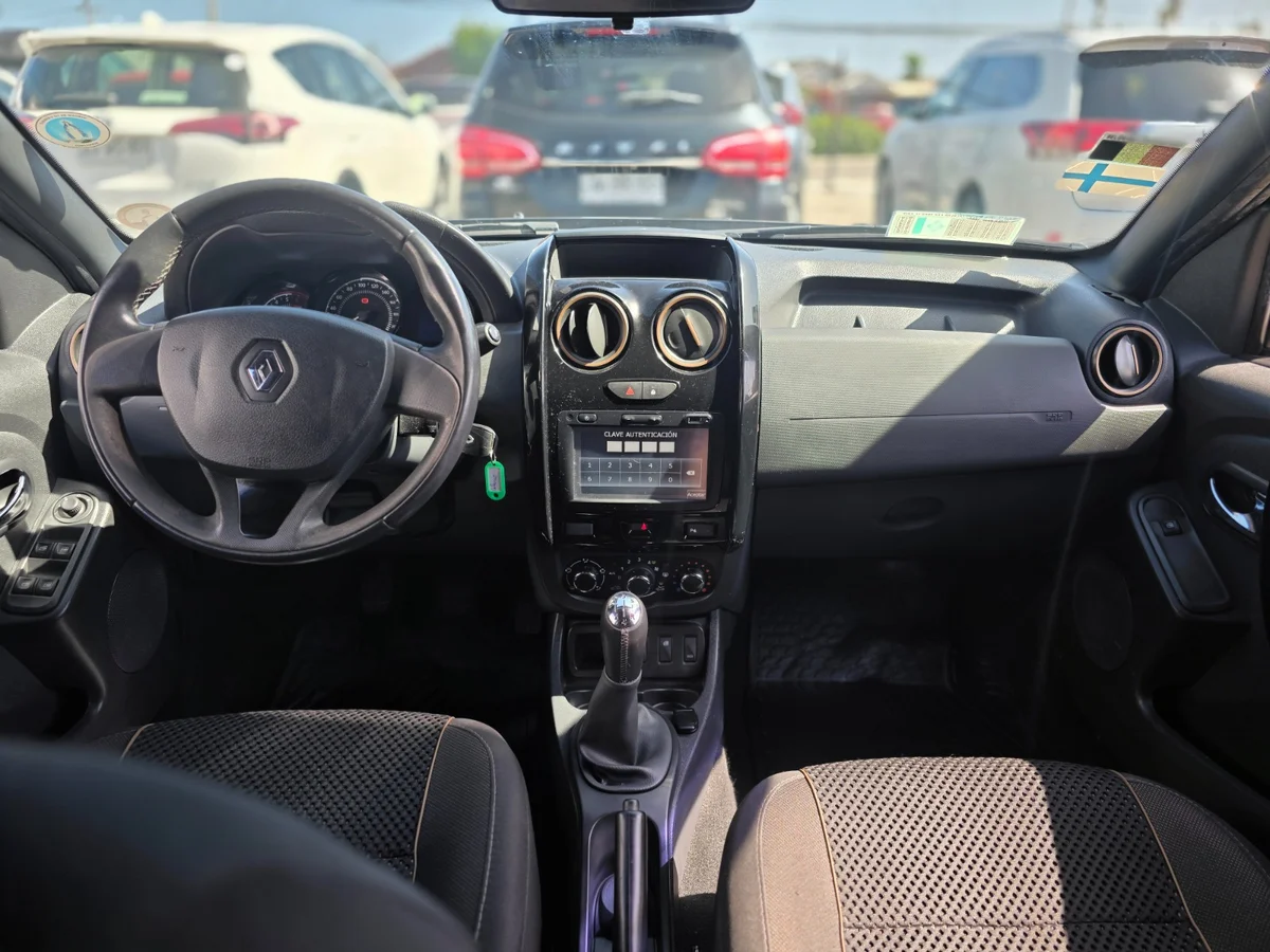 Renault Duster Zen — foto 11 de 11