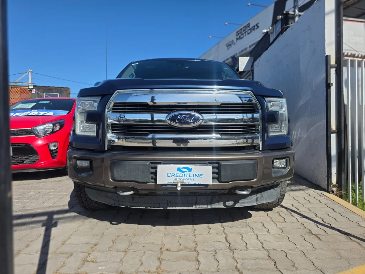 Ford F150 Lariat 5.0L V8 — foto 2 de 11