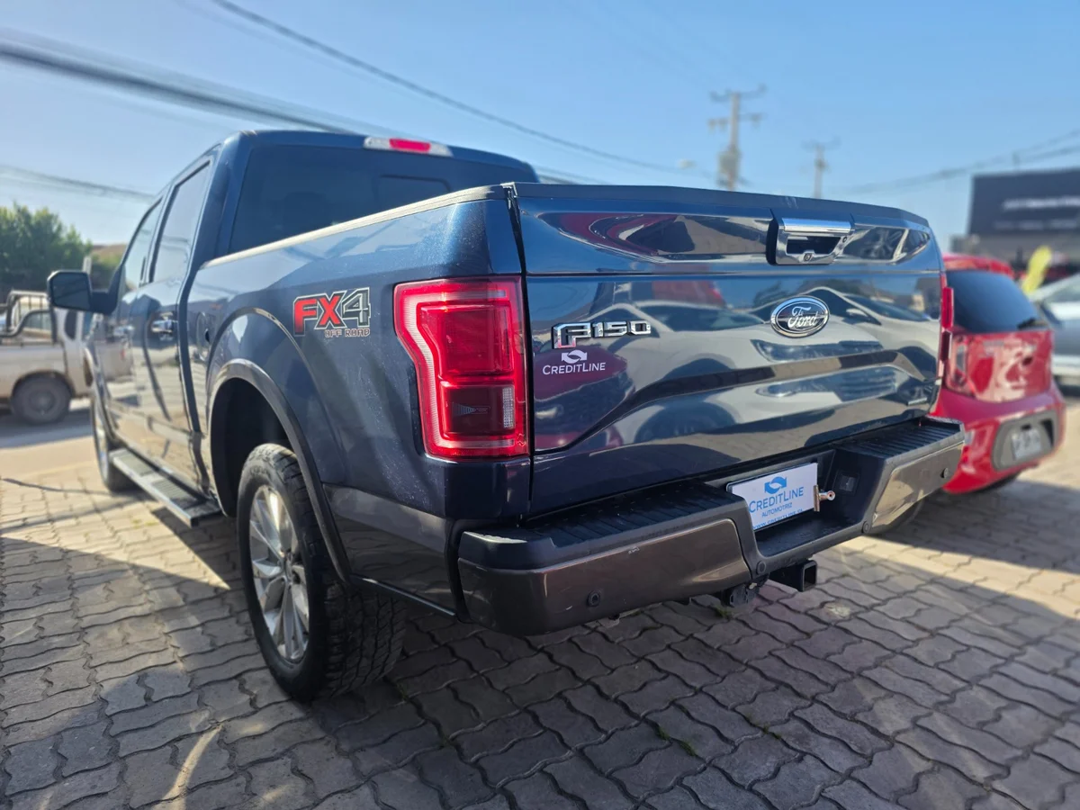 Ford F150 Lariat 5.0L V8 — foto 4 de 11