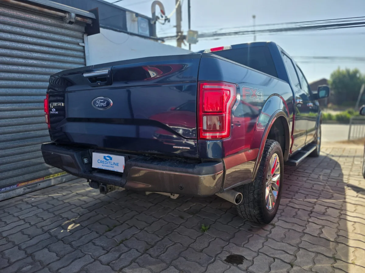 Ford F150 Lariat 5.0L V8 — foto 5 de 11