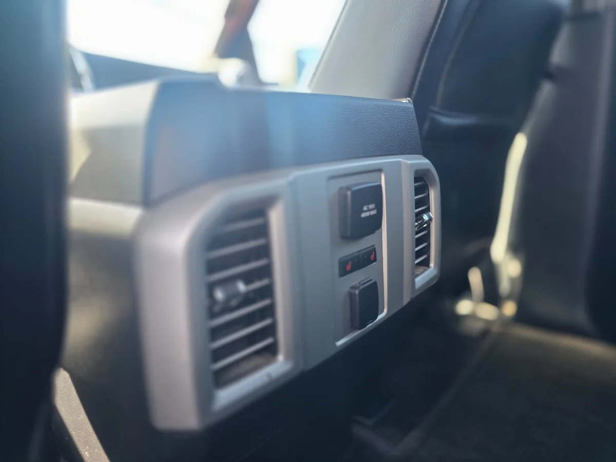 Ford F150 Lariat 5.0L V8 — foto 9 de 11