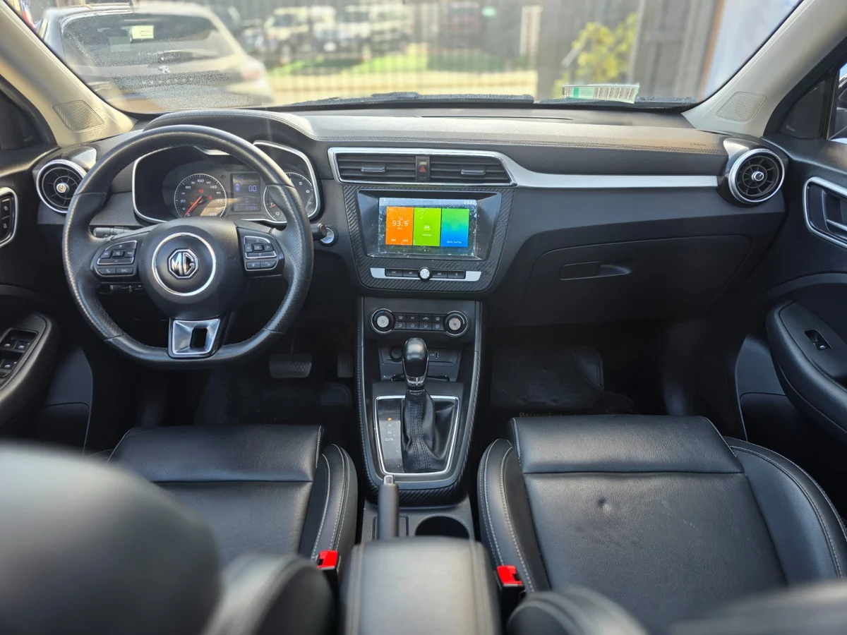 MG Zs — foto 8 de 11