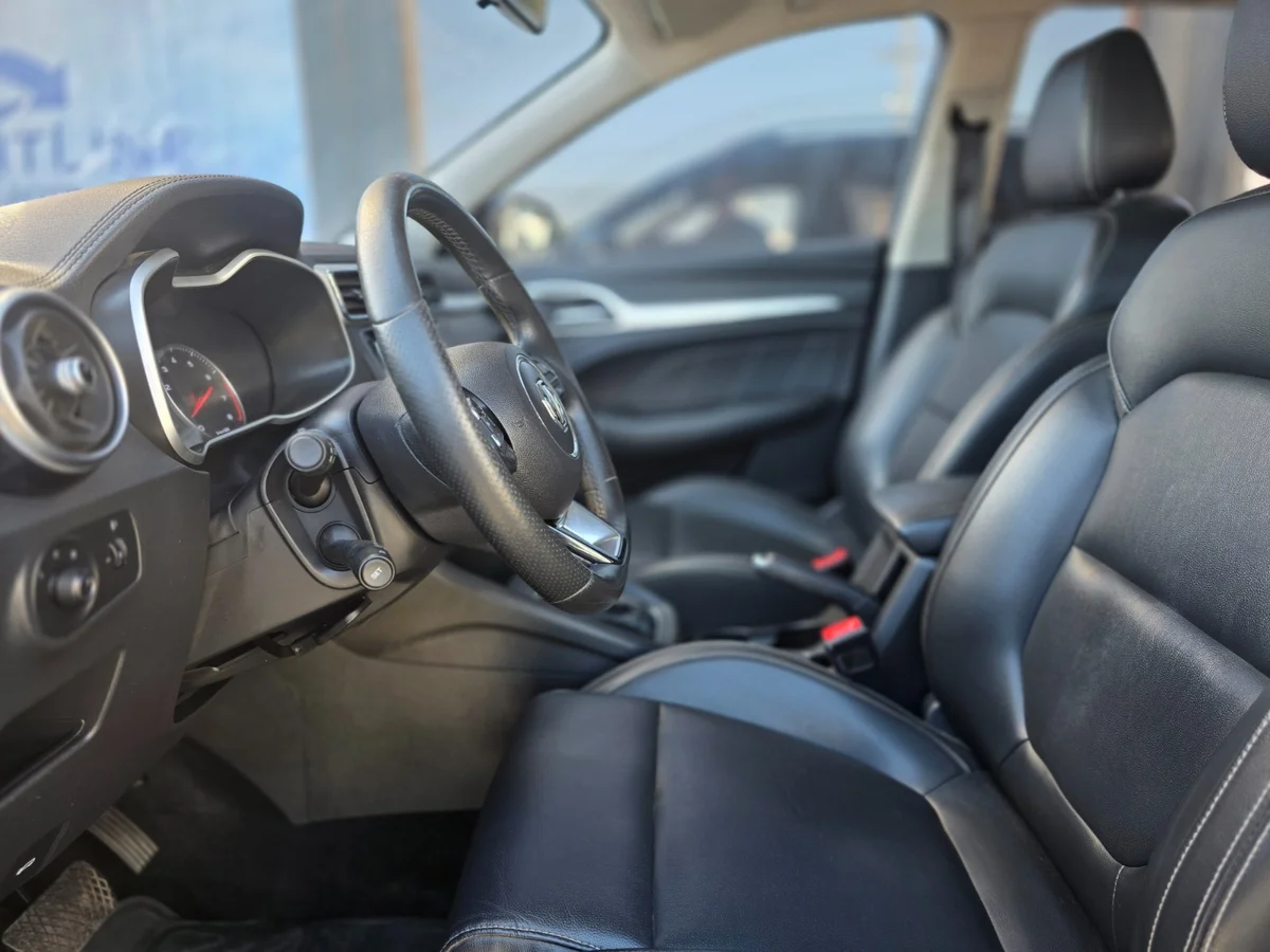 MG Zs — foto 10 de 11
