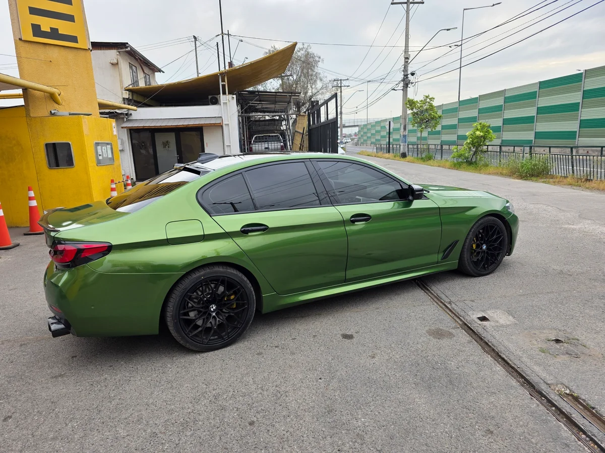 BMW 530 — foto 4 de 15