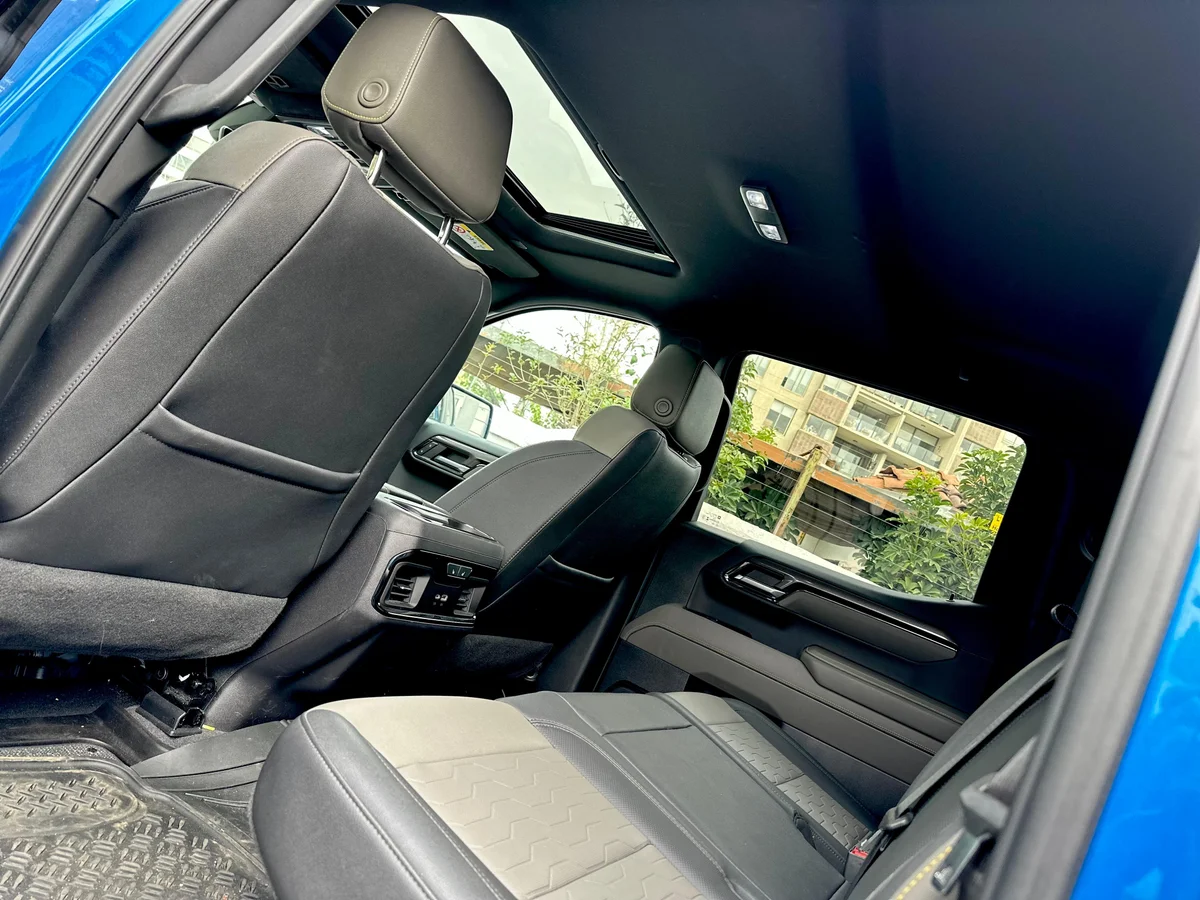 Chevrolet Silverado Zr2 — foto 12 de 21