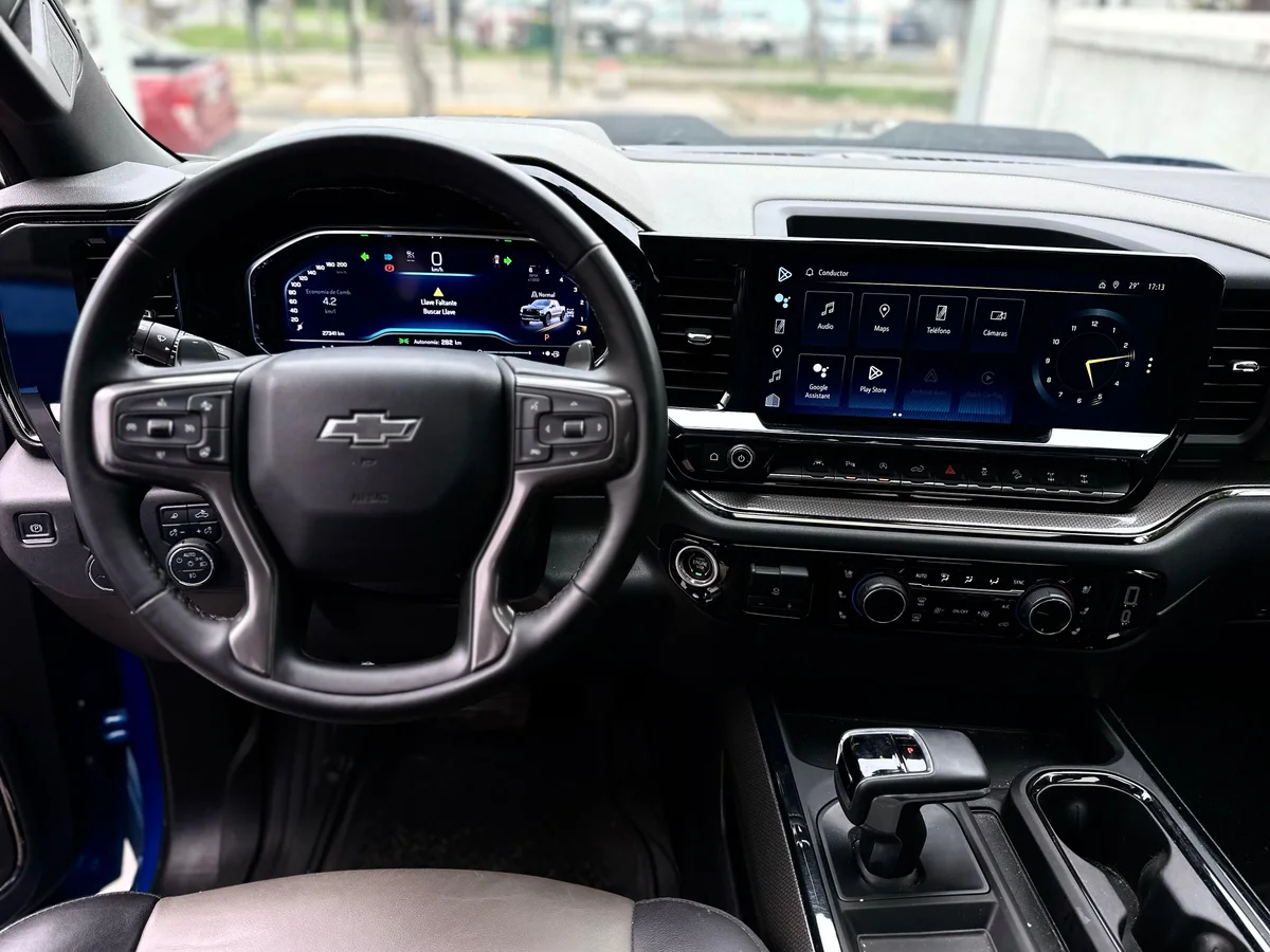 Chevrolet Silverado Zr2 — foto 15 de 21