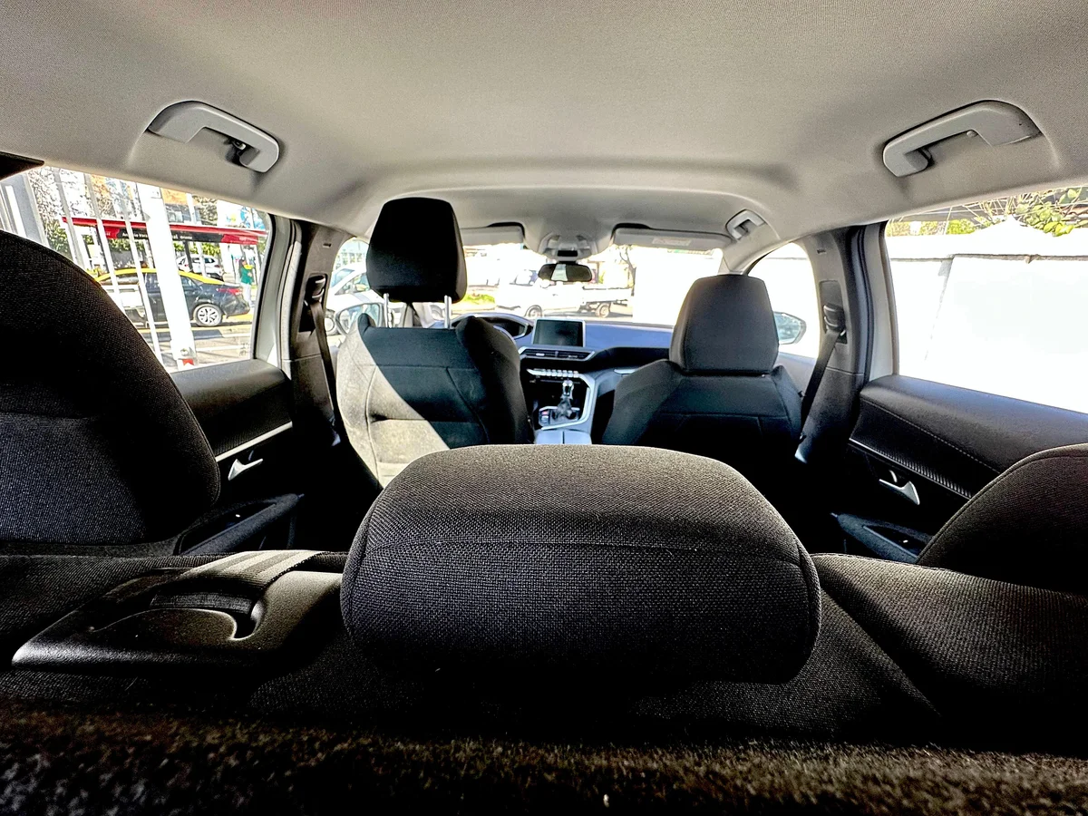Peugeot 3008 Active Pack 1.5 Bluehdi 130 — foto 6 de 16