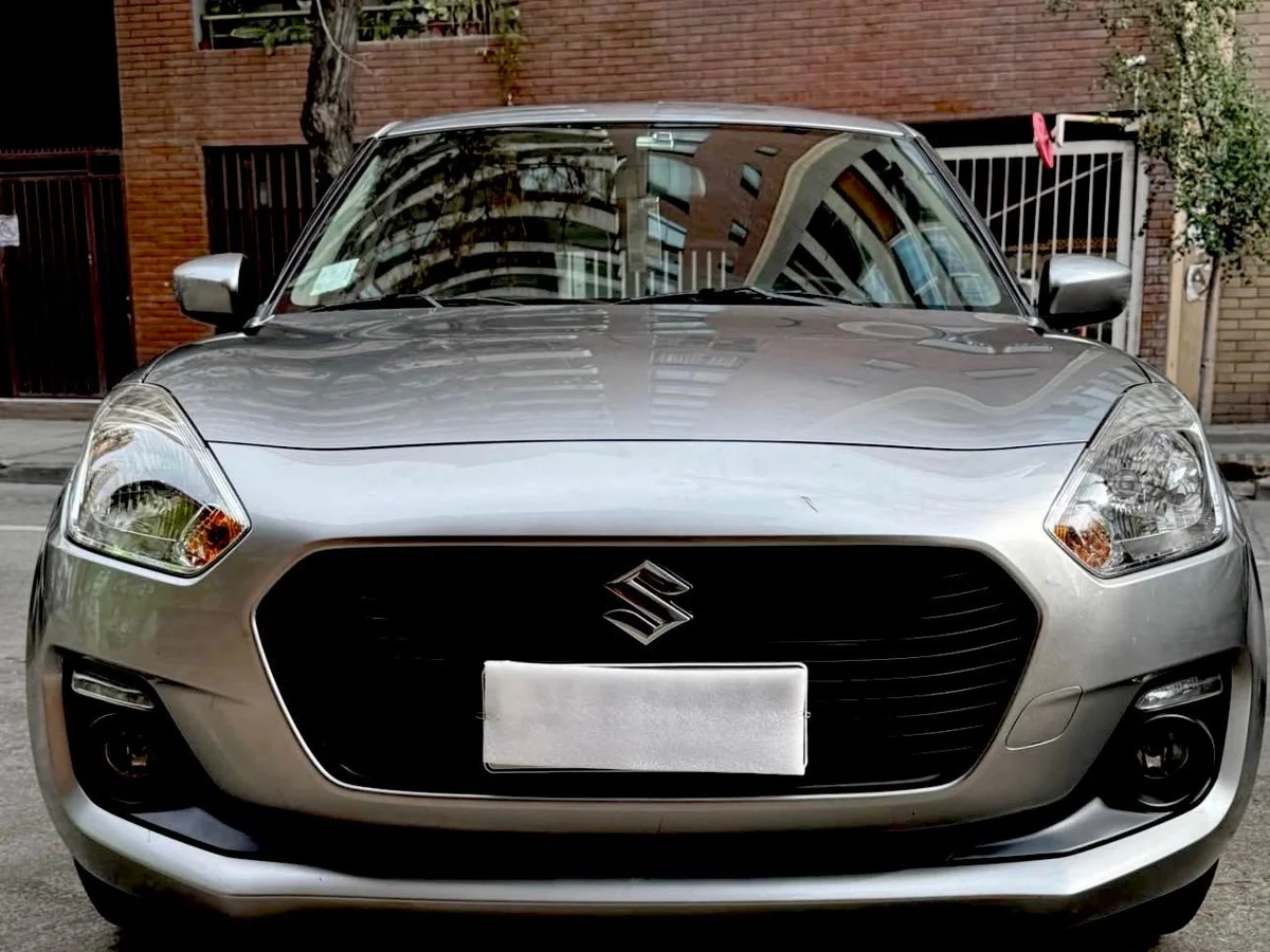 Suzuki Swift — foto 2 de 15
