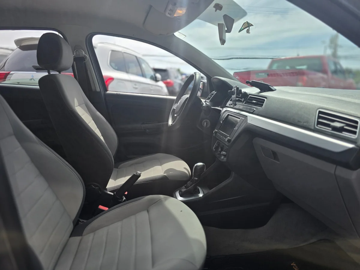 Volkswagen Gol1.6 Highline — foto 8 de 10