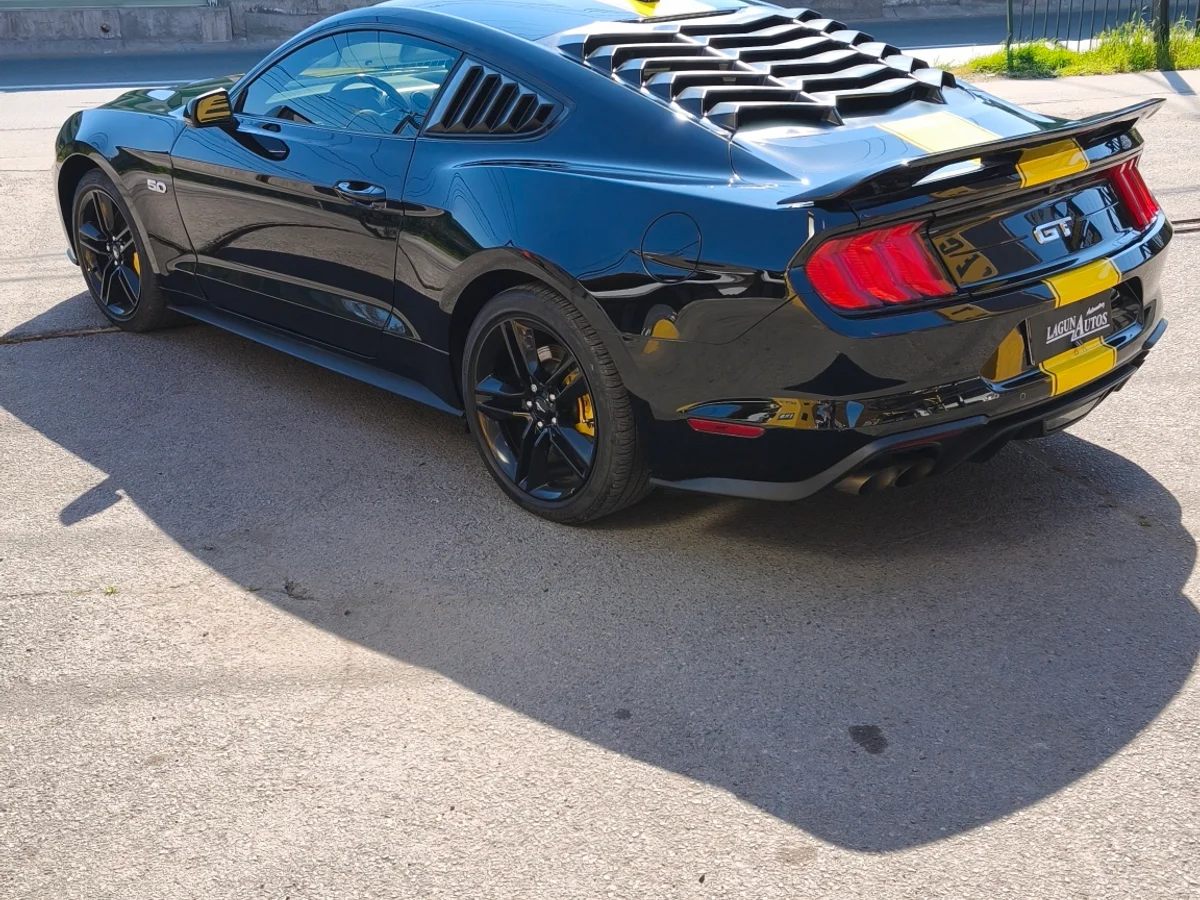 Ford Mustang Gt — foto 8 de 13